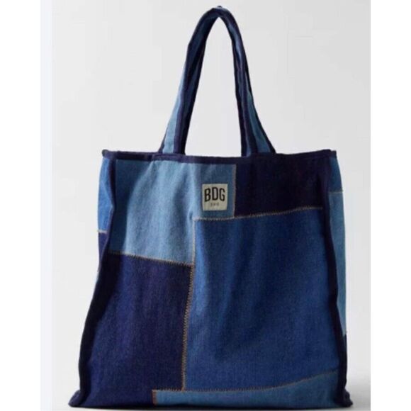 New Urban Outfitters PATCHWORK DENIM TOTE BAG IN INDIGO - Picture 3 of 6